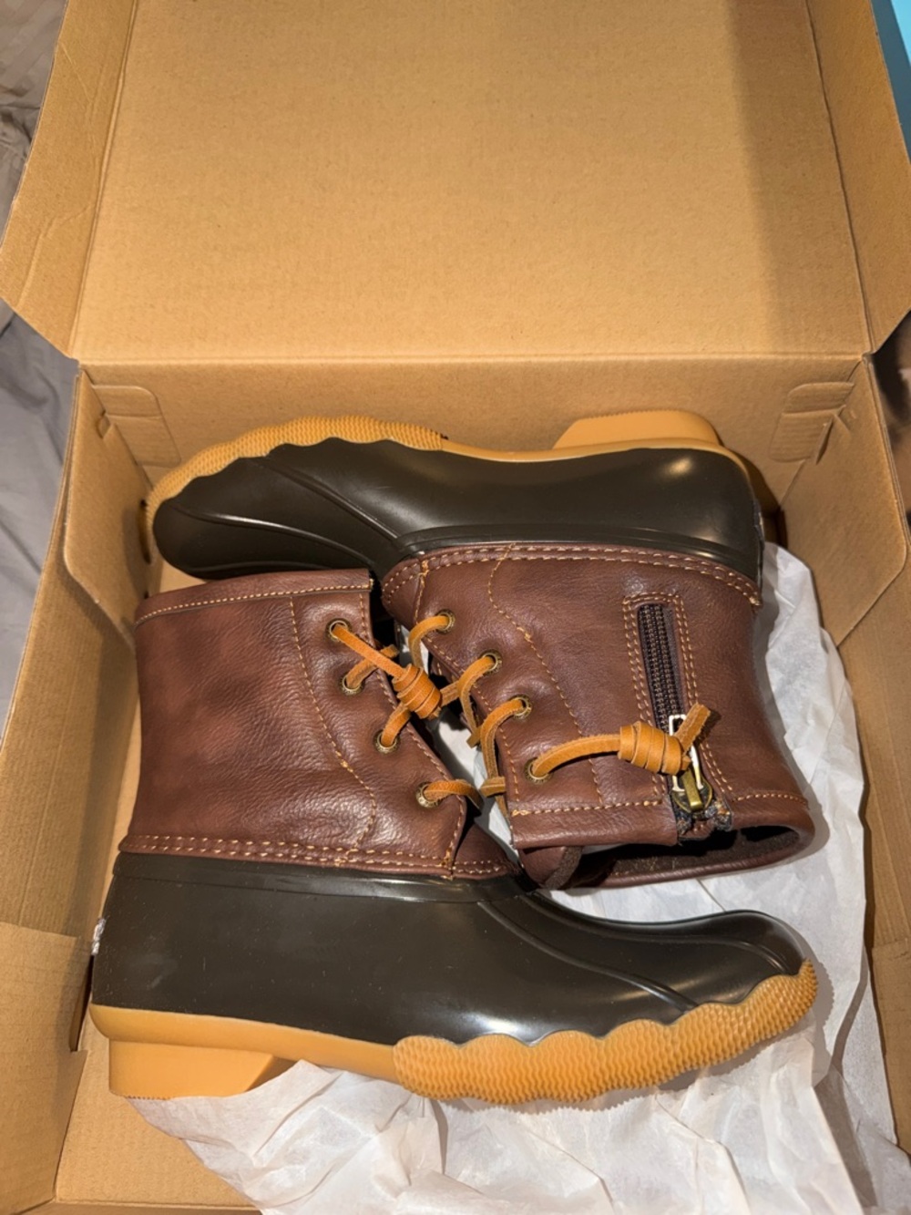 Sperry girls Brown Leather & Rubber Duck Boots with Side Zip